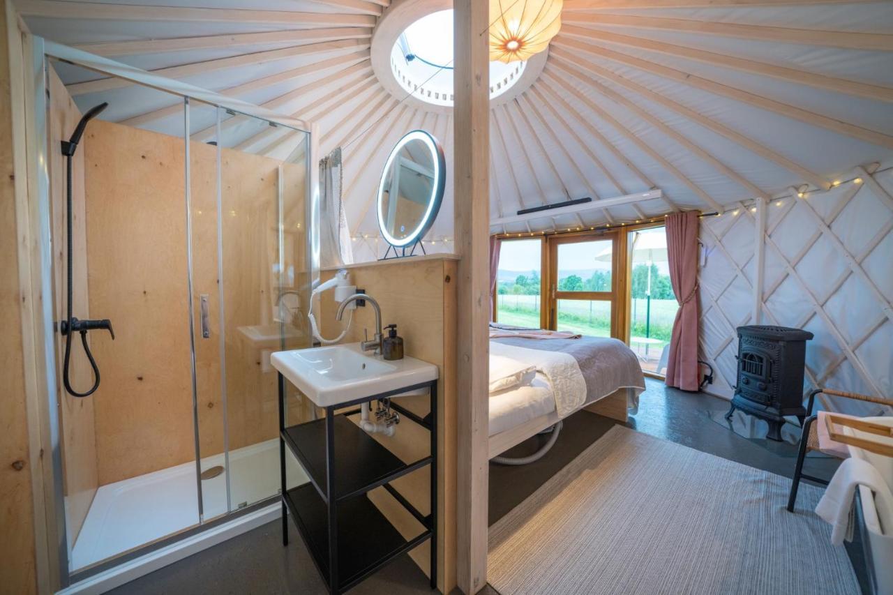 Izera Glamping Adults - Luksusowe Jurty&Spa Gajowka  Exterior photo