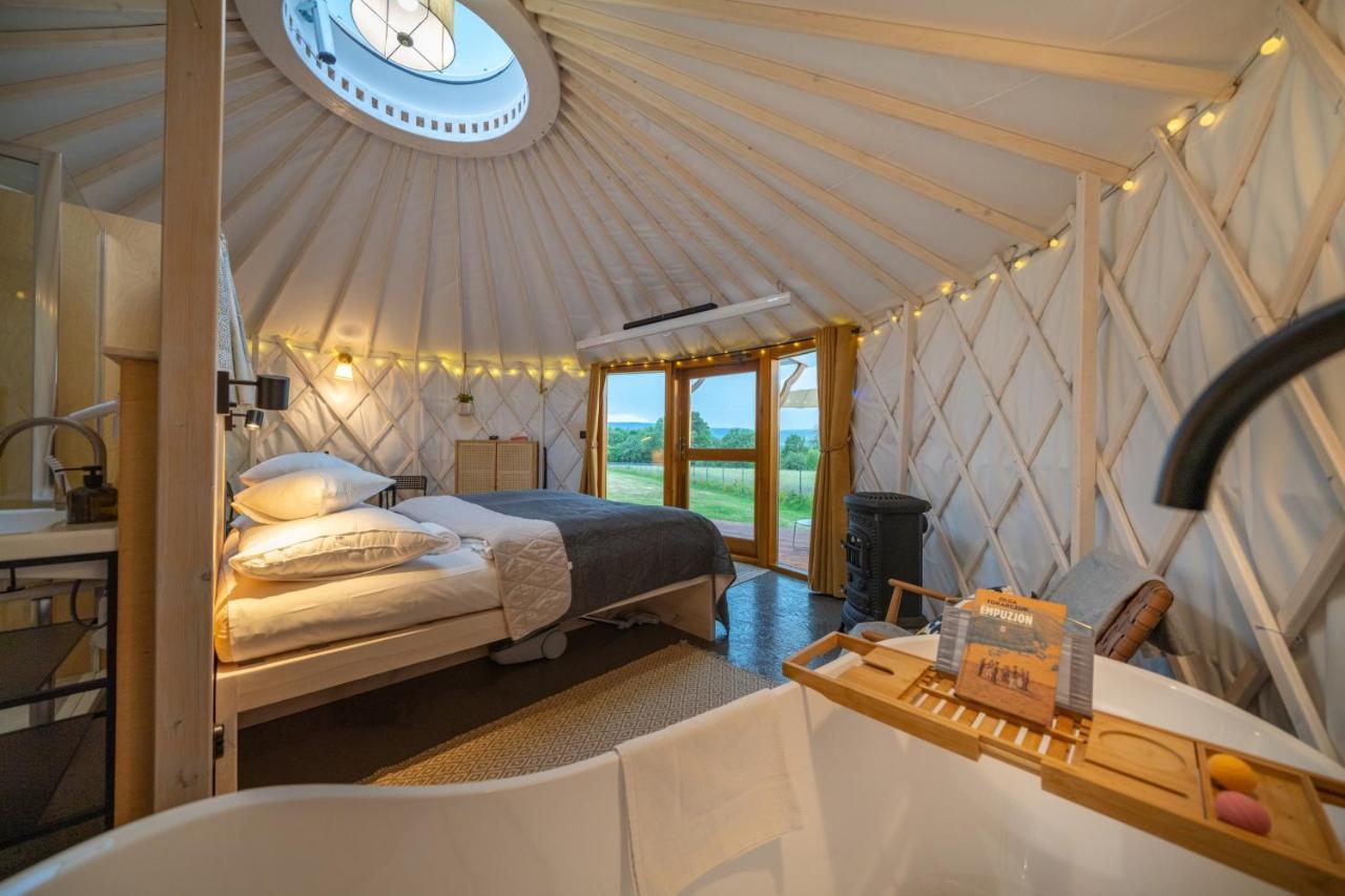 Izera Glamping Adults - Luksusowe Jurty&Spa Gajowka  Exterior photo
